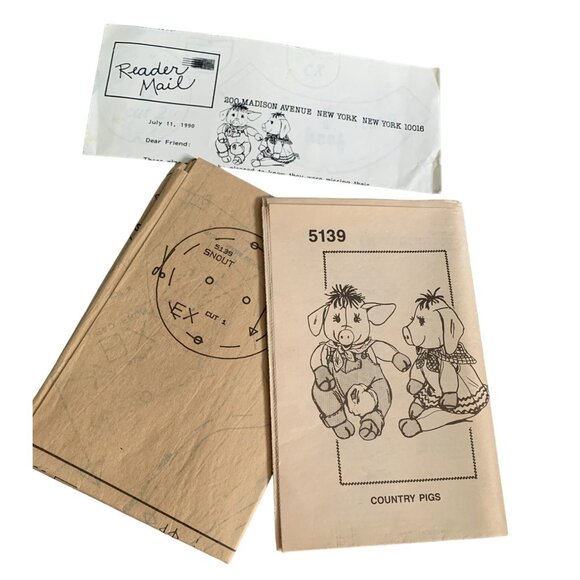 13" Country Pigs Pig Doll Outfits Pattern Mail Order 7007 1970s Vintage CC - Picture 1 of 4